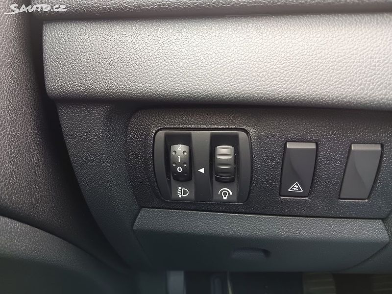 Renault Mégane 1.5 dCi 66kW - fotka 19 z 26