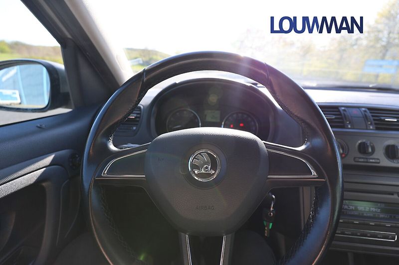 Škoda Roomster TSI AMBIENTE - fotka 5 z 17
