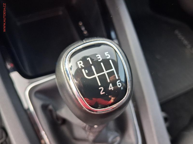 Škoda Octavia (2020) 1.5 TSi, 2.maj,ČR, Style - fotka 14 z 18
