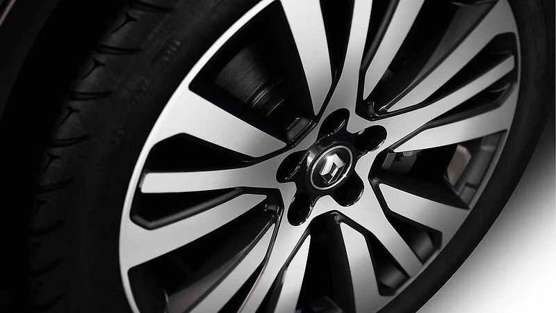 Renault Scenic Initiale Paris.