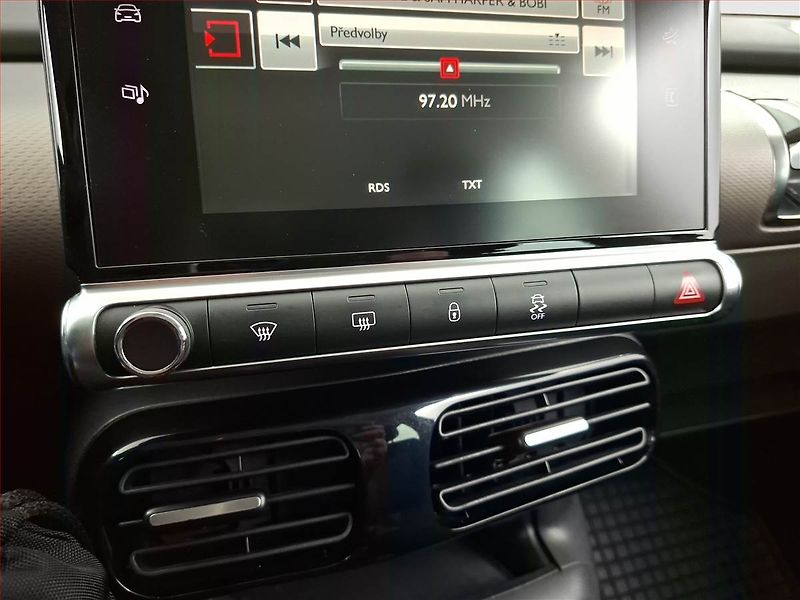Citroën C4 Cactus (2015) 1.2 PureTech, Tempomat - fotka 13 z 15