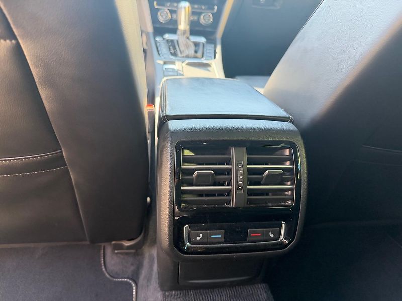 Volkswagen Passat Variant (2016) - fotka 15 z 29