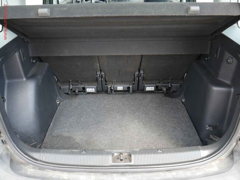 Škoda Yeti (2011) 1.2 TSI, AC - fotka 7 z 16