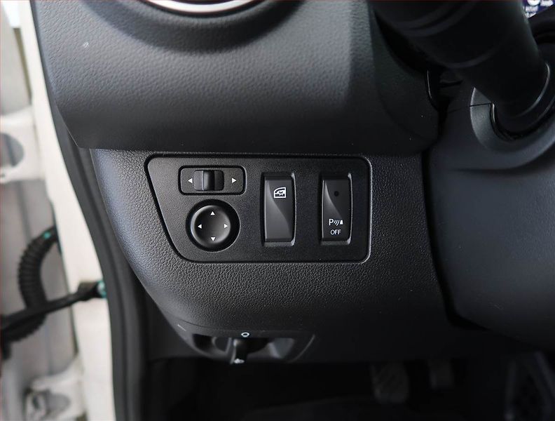 Dacia Spring (2023) (27 kWh), SoH 93%, Automat, Ků - fotka 17 z 20