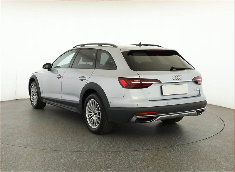 Audi A4 Allroad (2021) 40 TDI - fotka 4 z 19