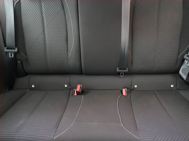 Peugeot 308 (2024) 1.2 PureTech, Serv.kniha - fotka 10 z 17