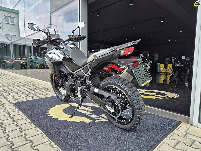 CFMOTO 450 MT-R (2026) - fotka 24 z 78