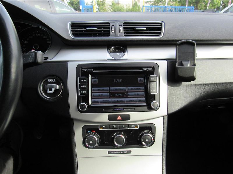 Volkswagen Passat 1,6 TDi 77kW Variant - fotka 15 z 30