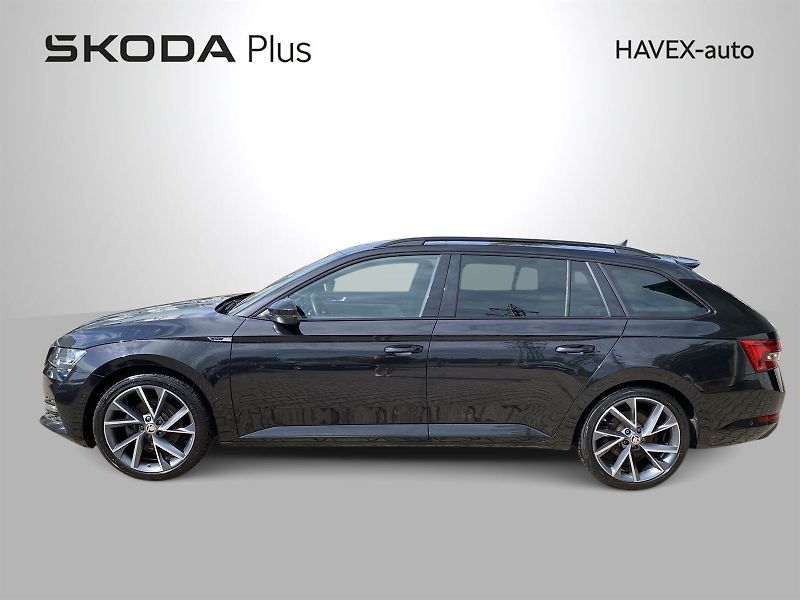 Škoda Superb (2022) Combi 2.0 TDI DSG Sportline - fotka 3 z 35