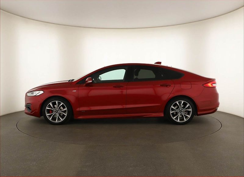 Ford Mondeo (2020) ST-Line 2.0 EcoBlue, 4X4 - fotka 3 z 18