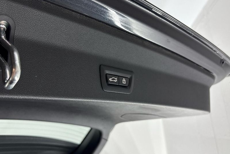 BMW X3 2.0i - fotka 24 z 26