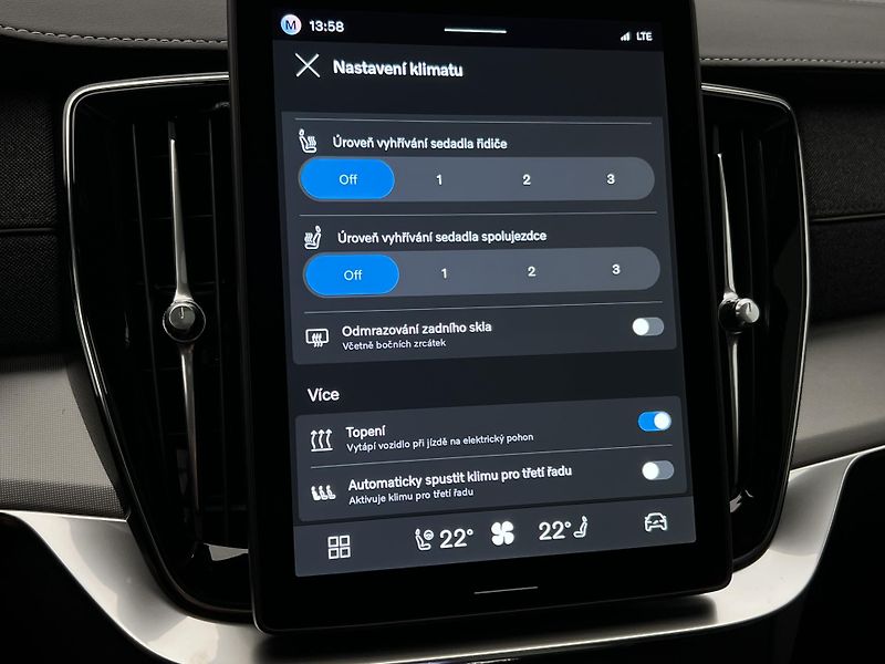 Volvo XC90 (2026) T8 AWD BLACK EDITION ULTRA - fotka 38 z 47