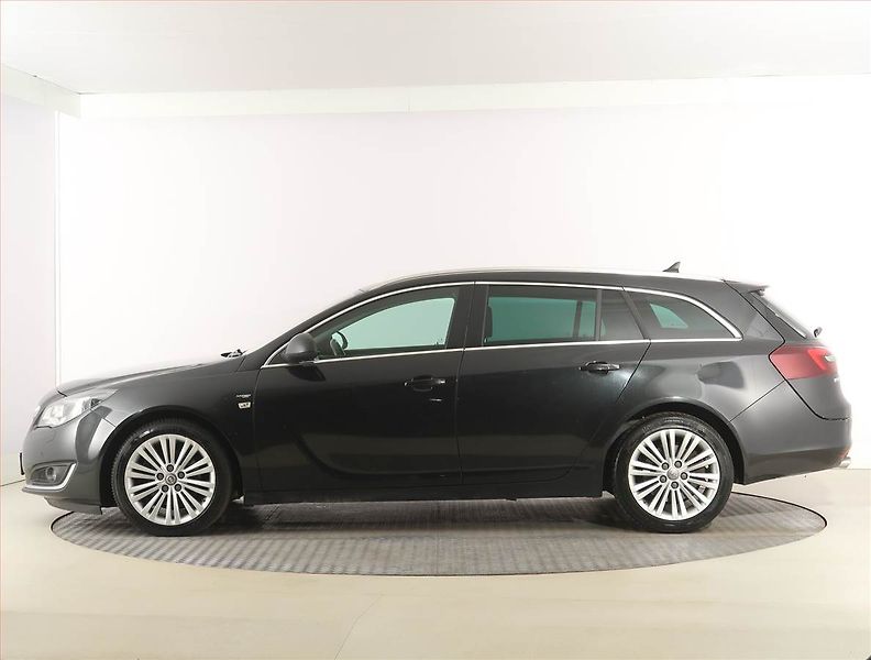 Opel Insignia (2016) 2.0 CDTI, Serv.kniha, Navi - fotka 3 z 23