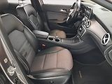 Mercedes-Benz GLA (2015) 220 CDI 4MATIC, 4X4 - náhled 9