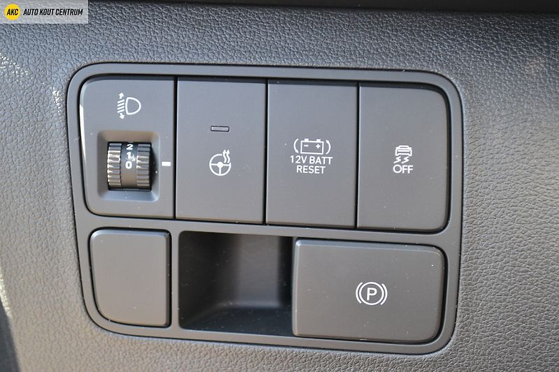 Hyundai Staria 25 HEV 7WG LUXURY - 7 MÍST PAN - fotka 74 z 82