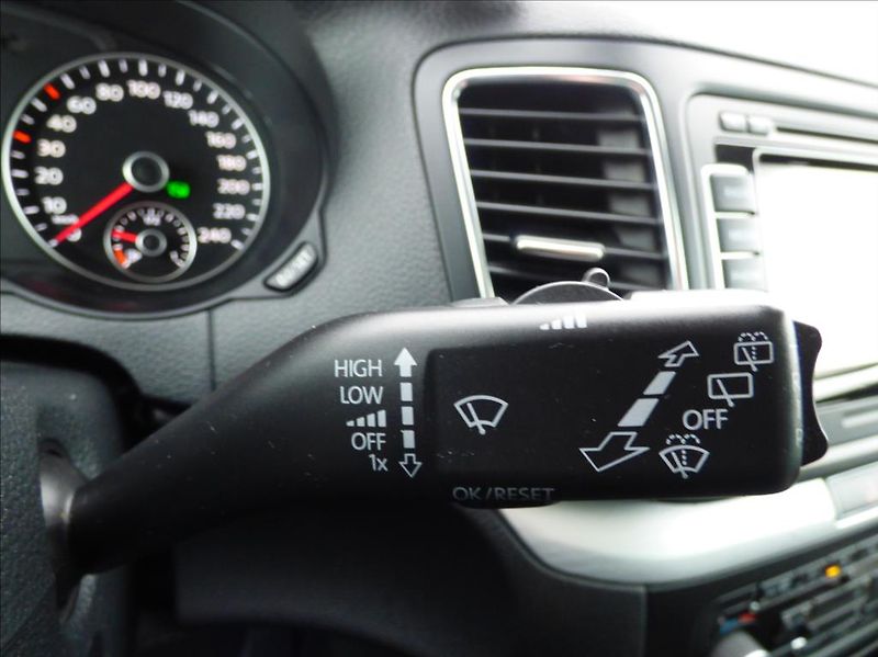 Volkswagen Sharan 2,0 TDI,Digi Klima,Navigace  H - fotka 27 z 67