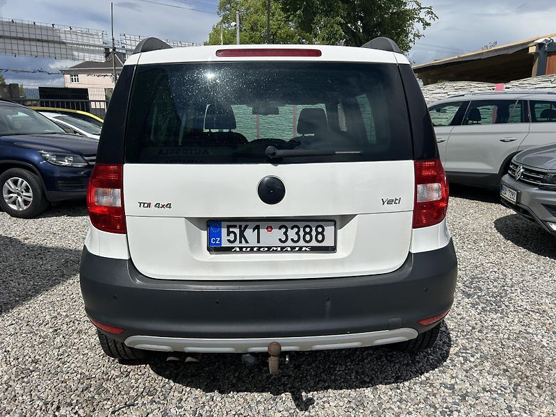 Škoda Yeti (2011) 2.0 TDi 103 KW DSG 4x4 - fotka 8 z 34
