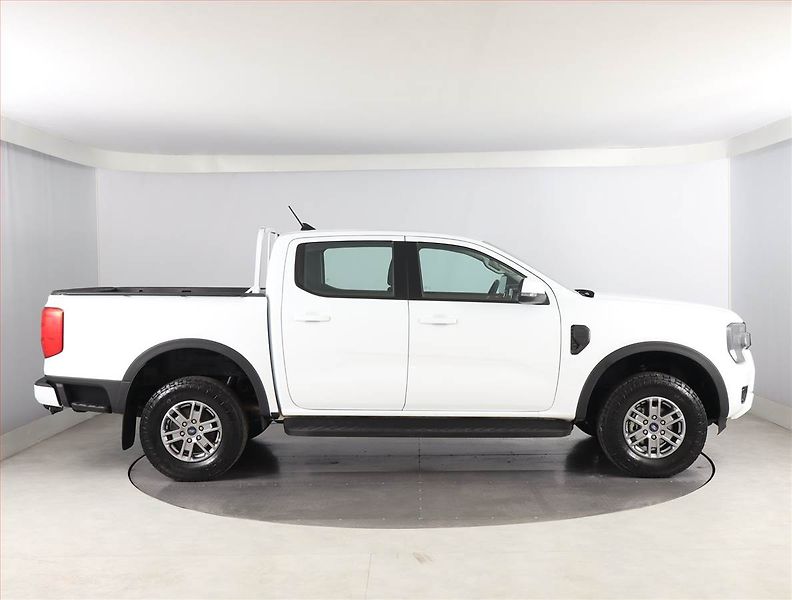 Ford Ranger (2025) 2.0 EcoBlue 4x4 - fotka 6 z 24