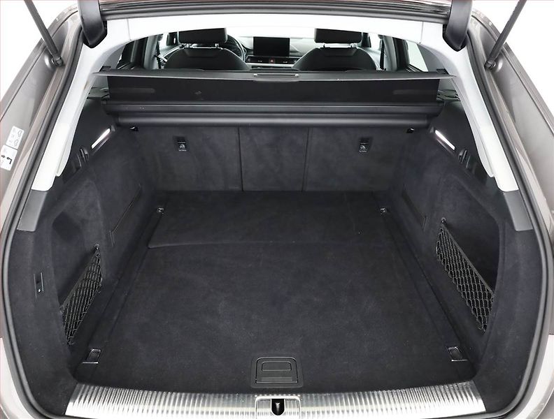 Audi A4 (2021) 35 TDI, Automat, Navi - fotka 16 z 16