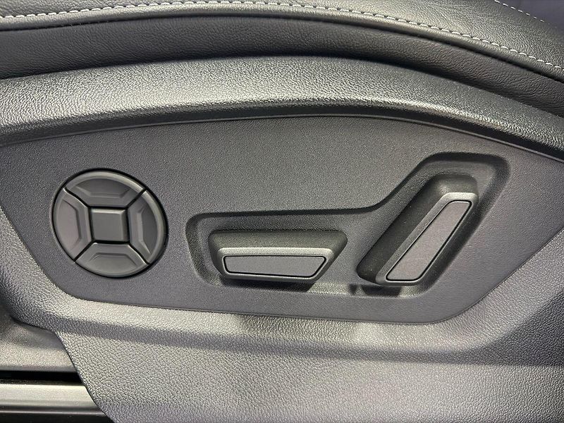 Audi Q7 50 TDI QUATTRO S-LINE, WEBASTO - fotka 28 z 35