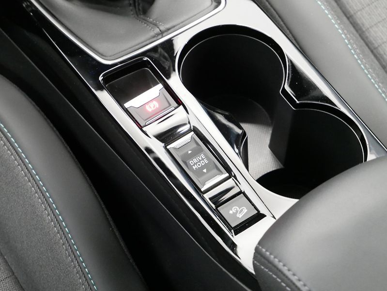 Peugeot 2008 - fotka 25 z 27
