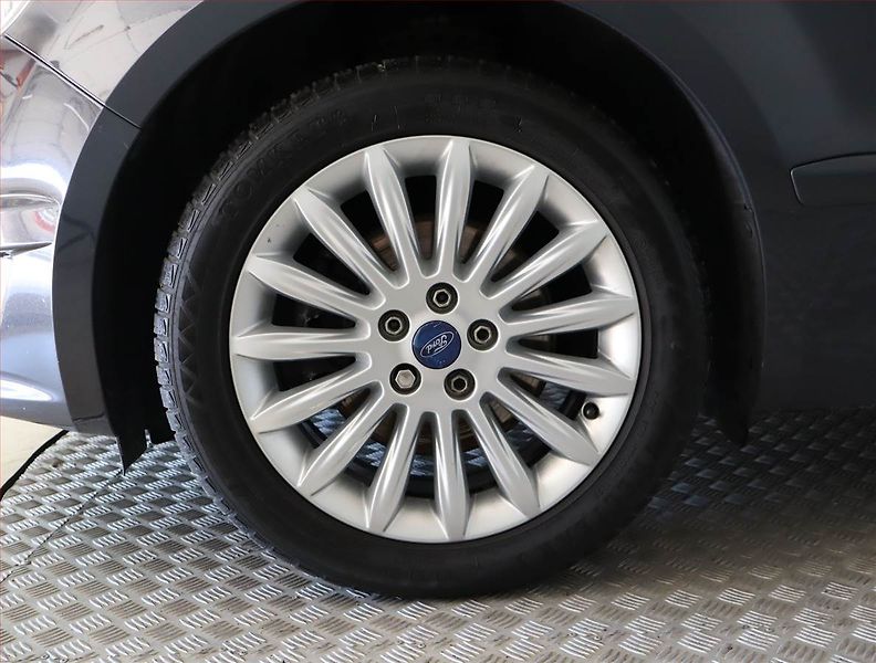 Ford Galaxy (2013) 2.0 TDCi, 7 míst, Navi - fotka 15 z 20
