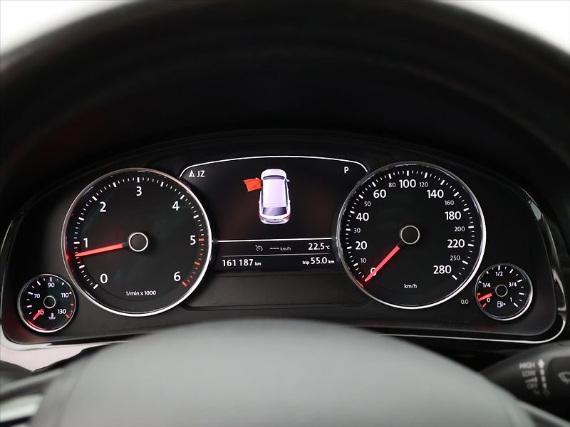 Volkswagen Touareg 3,0 TDI DSG 4M Exclusive 1.Maj - fotka 15 z 31
