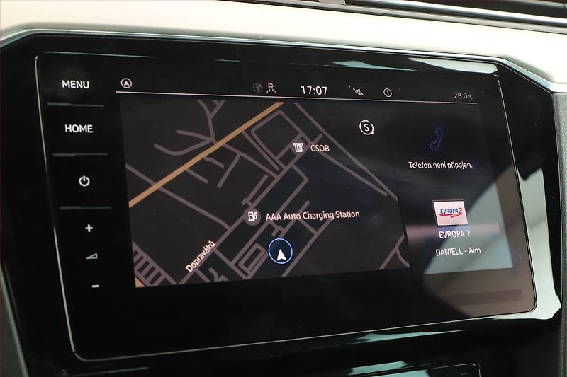 Volkswagen Passat (2021) 2.0 TDI, Automat, Kůže, Navi - fotka 18 z 20