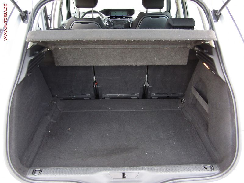 Citroën C4 Picasso (2013) 1.6 HDi, AC, navi, park.asist - fotka 7 z 20