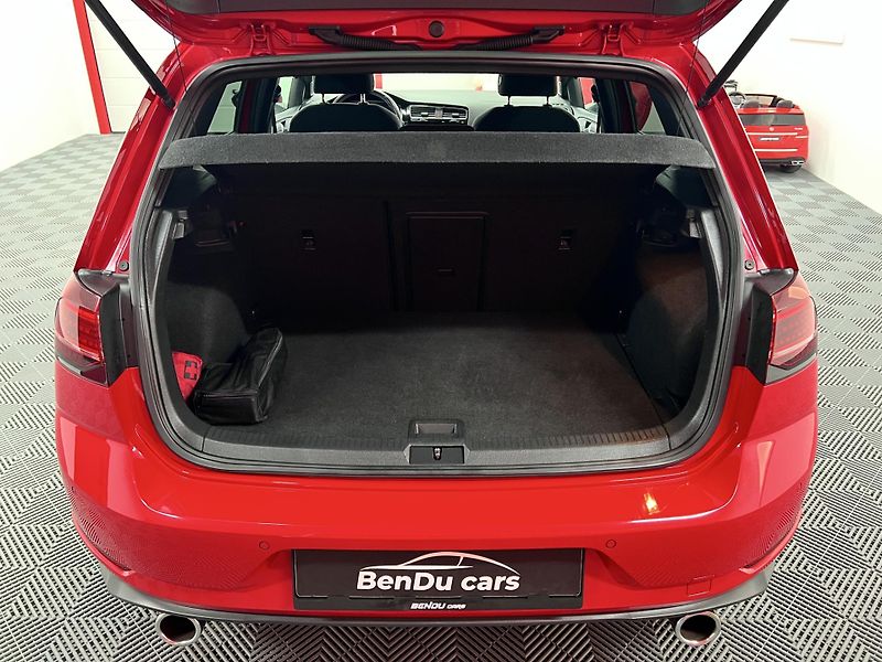 Volkswagen Golf GTI Performance 180 kW - fotka 6 z 50