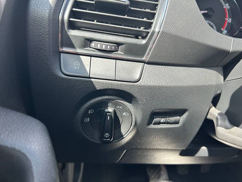 Škoda Fabia Tour Ambition 1,0TSI - fotka 18 z 24