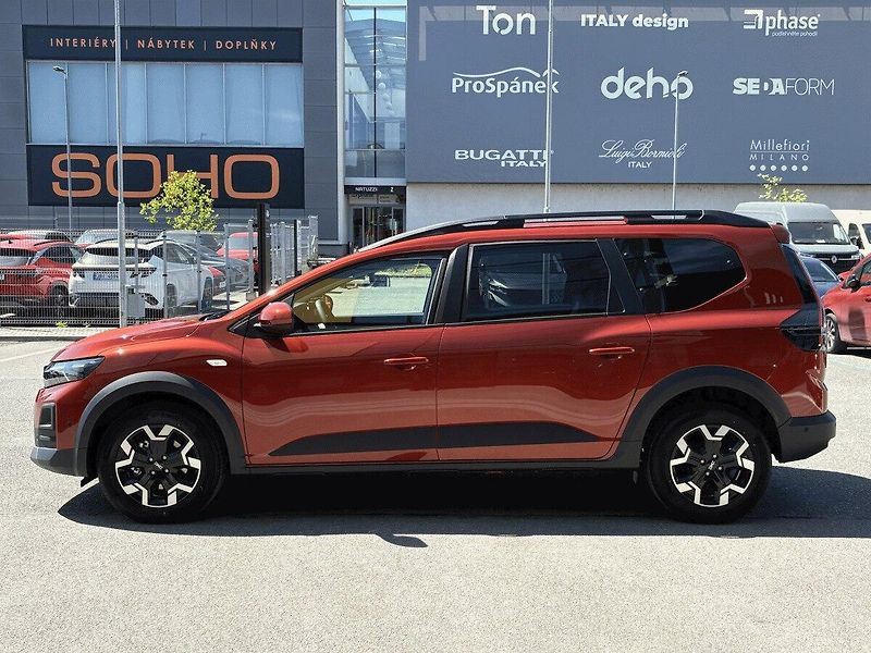 Dacia Jogger (2026) Journey TCe 110 7 míst - fotka 2 z 10