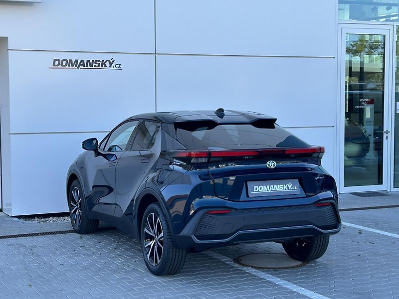 Toyota C-HR (2025) STYLE 2,0 PHEV  - fotka 3 z 14