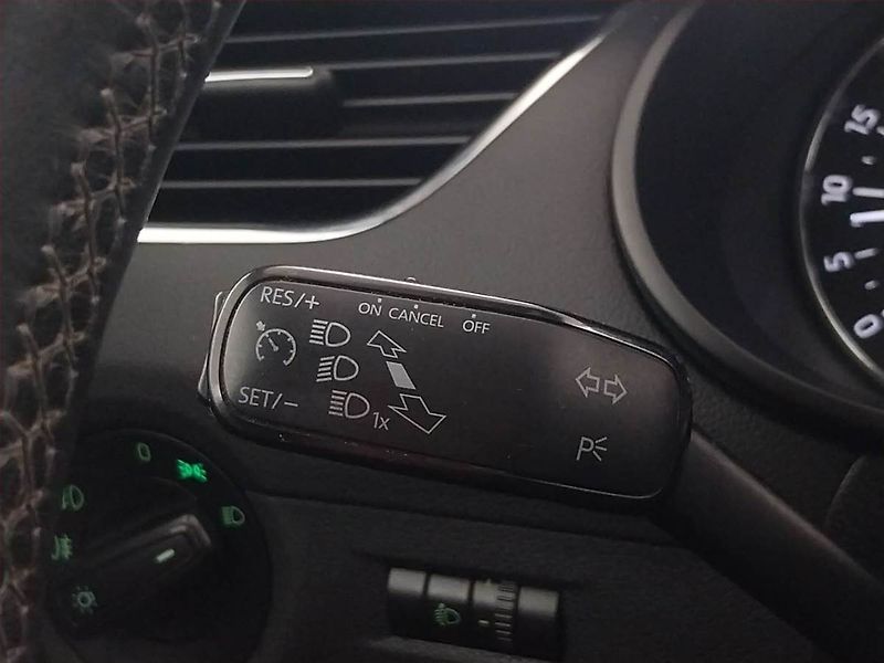 Škoda Octavia (2013) Ambition Plus 1.6 TDI - fotka 19 z 21