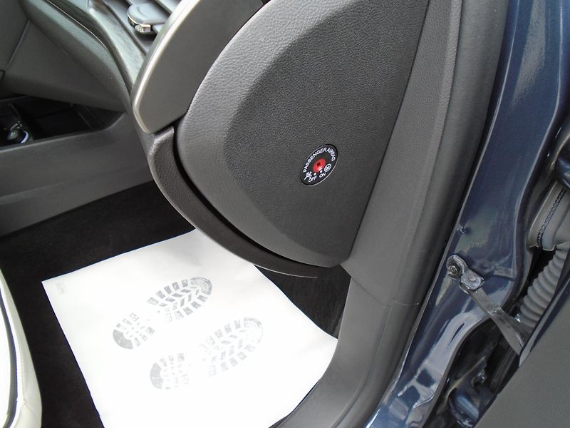 Ford Mondeo 2.0HYBRID 187PS VIGNALE ecvT - fotka 32 z 41