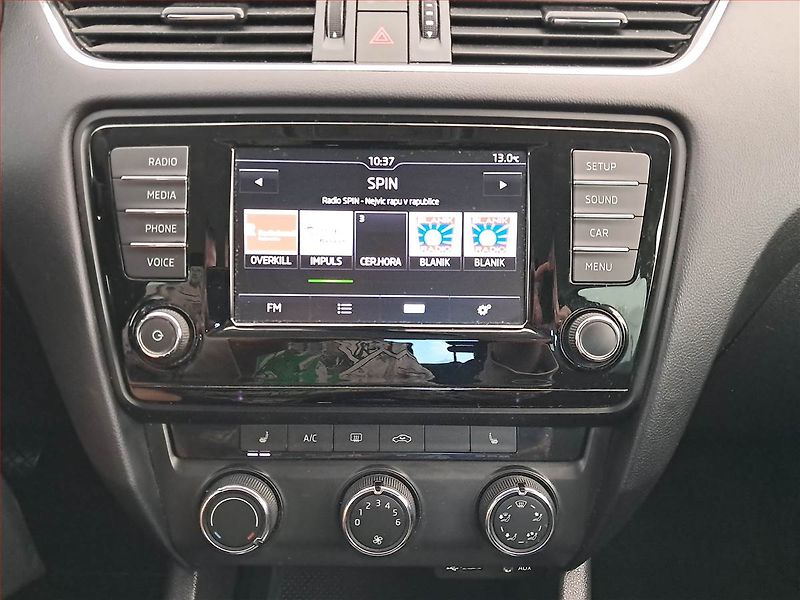 Škoda Octavia (2016) Ambition Plus 1.4 TSI - fotka 12 z 15