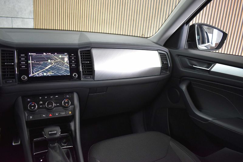 Škoda Kodiaq 2.0 TDI DSG*KAMERA*ACC*DPH* - fotka 9 z 37