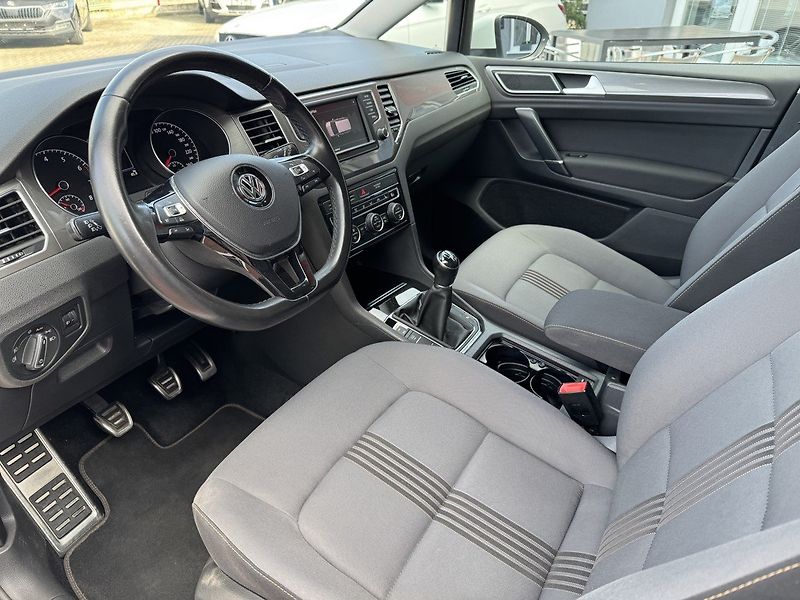 Volkswagen Golf Sportsvan (2016) 1.2TSi Digi Klima Tempomat - fotka 24 z 50
