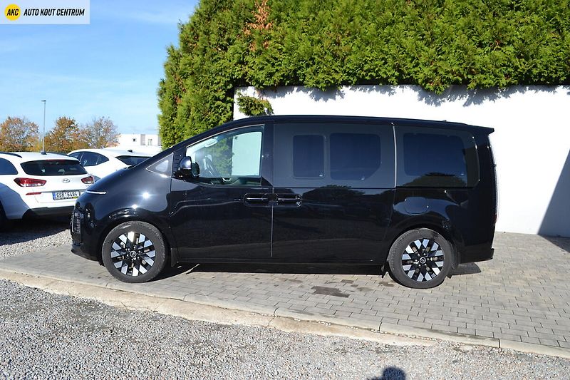 Hyundai Staria 25 HEV 7WG LUXURY - 7 MÍST PAN - fotka 2 z 82