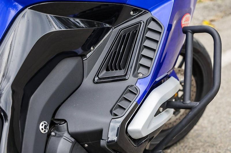 Jawa (2026) JD 750 TOURING - fotka 12 z 20
