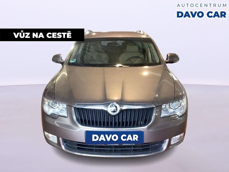Škoda Superb 2,0 TSI 147kW DSG Elegance - fotka 3 z 12