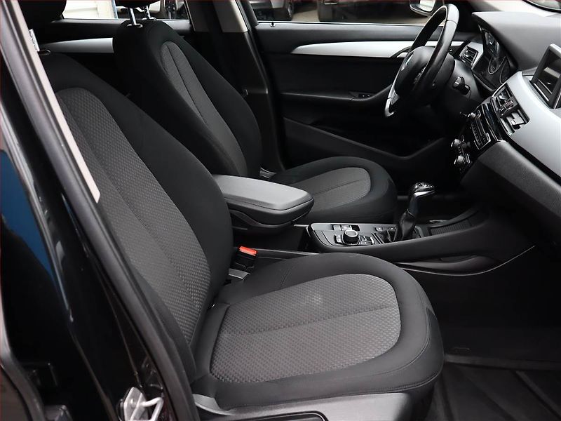 BMW X1 (2016) xDrive18d, 4X4, Automat - fotka 7 z 20