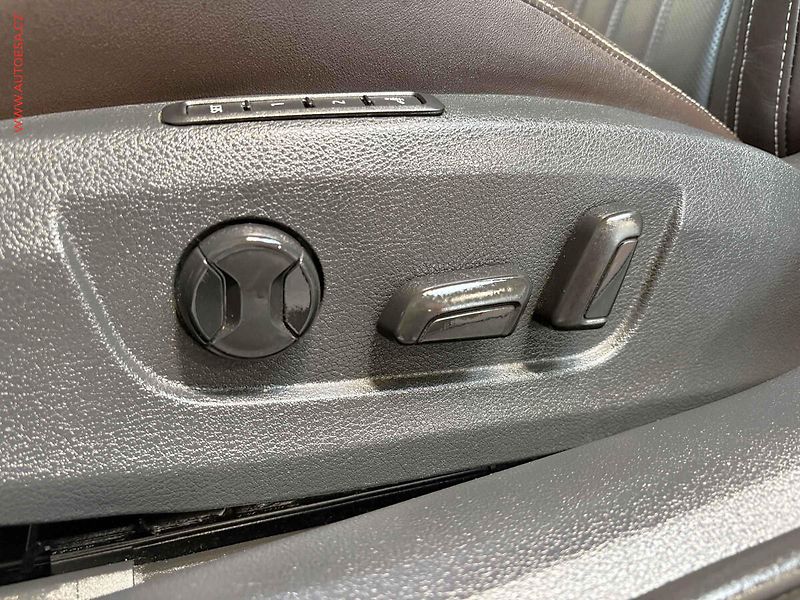 Škoda Superb (2019) 2.0 TDi 4x4, ČR, L&K, DSG - fotka 13 z 18
