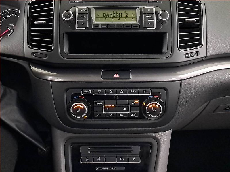 Seat Alhambra (2011) 2.0 TDI, 7 míst, Tempomat - fotka 12 z 19