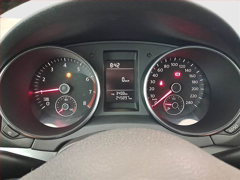 Volkswagen Golf (2009) 1.4 16V, LPG, po STK, Tažné - fotka 11 z 16