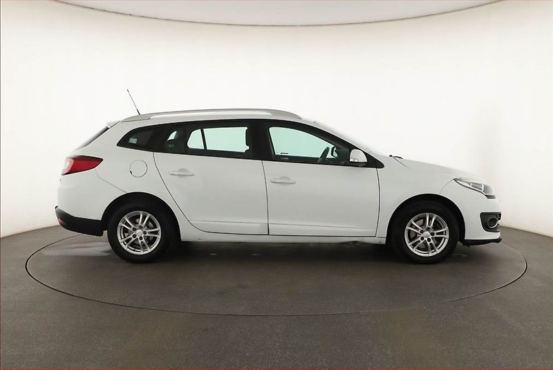 Renault Mégane (2014) 1.2 TCe, Tempomat - fotka 6 z 17