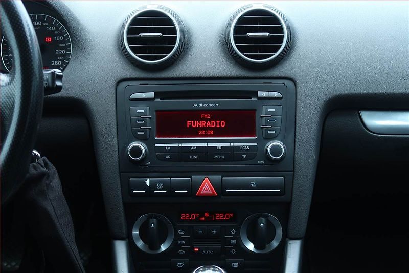 Audi A3 (2008) 1.6, Serv.kniha, nová STK - fotka 12 z 15