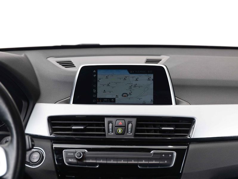 BMW X1 20i xDrive - fotka 14 z 22