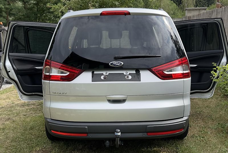 Ford Galaxy (2011) 7x míst  - fotka 4 z 16