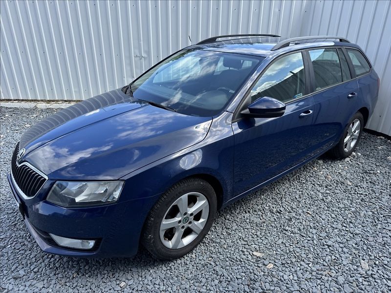 Škoda Octavia 1,6 TDI 77kW původ ČR - fotka 5 z 50